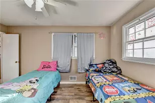 302 Holly Ln, Gainesville, GA 30501 - Photo 15