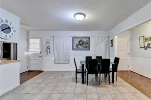 302 Holly Ln, Gainesville, GA 30501 - Photo 9