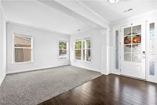 2770 Longacre Park Way, Lawrenceville, GA 30044 - Photo 5