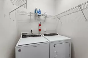 211 Woodview Ln, Woodstock, GA 30188 - Photo 15