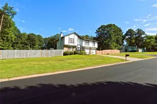 3695 Winterberry Ln, Snellville, GA 30039 - Photo 1