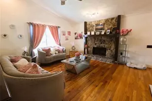 3695 Winterberry Ln, Snellville, GA 30039 - Photo 15