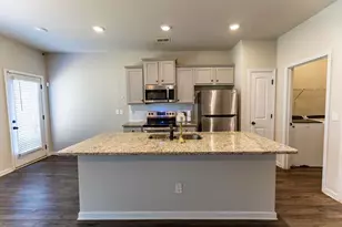 1028 Mcconaughy Ct, McDonough, GA 30253 - Photo 9