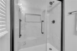 6385 Emerald Pointe Cir, College Park, GA 30349 - Photo 31