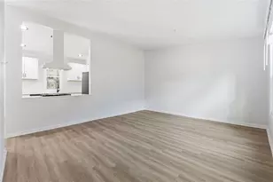 6385 Emerald Pointe Cir, College Park, GA 30349 - Photo 15