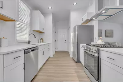 6385 Emerald Pointe Circle, College Park, GA 30349 - Photo 11