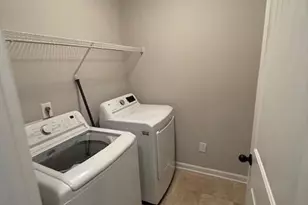 6085 Oak Bend Ct, Riverdale, GA 30296 - Photo 7