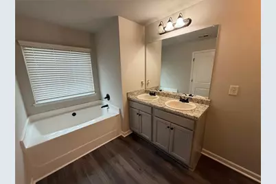 6085 Oak Bend Court, Riverdale, GA 30296 - Photo 5