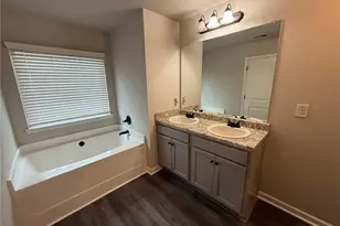 6085 Oak Bend Ct, Riverdale, GA 30296 - Photo 5