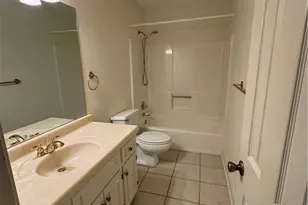 910 Thousand Oaks Dr, Lawrenceville, GA 30043 - Photo 9