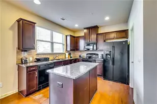 2325 Thackery Rd, Snellville, GA 30078 - Photo 9