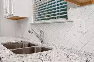 67 Sydney Ct, Mansfield, GA 30055 - Photo 17