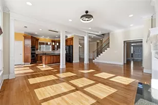 250 Fieldsborn Ct, Atlanta, GA 30328 - Photo 5