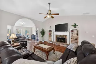 336 Dixie Ct, Mount Airy, GA 30563 - Photo 5