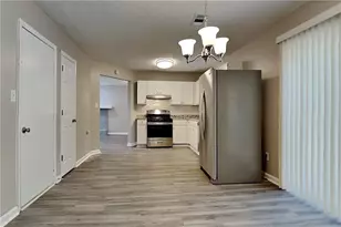 554 Sherwood Oaks Rd, Stone Mountain, GA 30087 - Photo 5