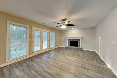 4203 E Emerald Drive NW, Kennesaw, GA 30144 - Photo 5