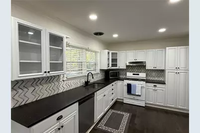 1140 Goodwin Place NE, Atlanta, GA 30319 - Photo 7