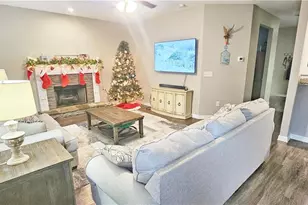 22 Oakbrook Dr SW, Cartersville, GA 30120 - Photo 7