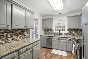 5 Riverside Dr, Sharpsburg, GA 30277 - Photo 5