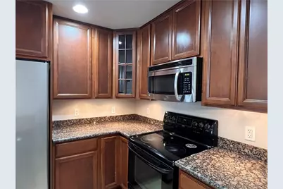 2047 Panstone Court SW, Marietta, GA 30060 - Photo 5