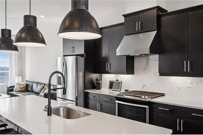 256 Castleberry Station Drive, Atlanta, GA 30313 - Photo 19