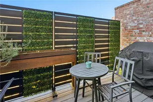 256 Castleberry Station Dr, Atlanta, GA 30313 - Photo 17