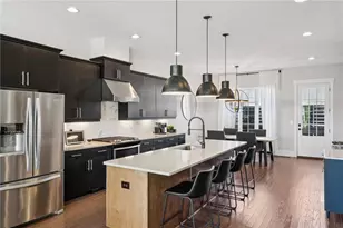 256 Castleberry Station Dr, Atlanta, GA 30313 - Photo 9