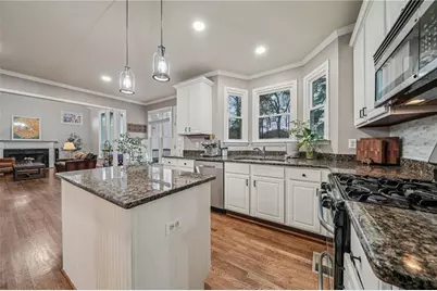 342 Breezewood Court, Suwanee, GA 30024 - Photo 9