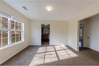 10119 Deep Creek Drive, Union City, GA 30291 - Photo 11