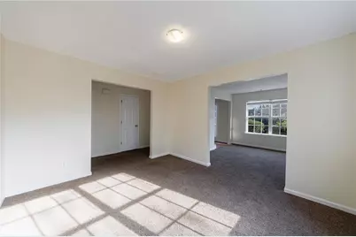 10119 Deep Creek Drive, Union City, GA 30291 - Photo 13