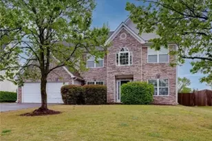 728 Roxholly Ln, Buford, GA 30518 - Photo 1