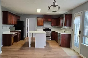 728 Roxholly Ln, Buford, GA 30518 - Photo 11