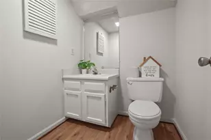 615 Barrington Way, Roswell, GA 30076 - Photo 13