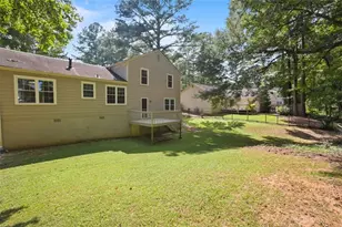 615 Barrington Way, Roswell, GA 30076 - Photo 31