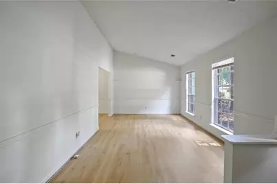 615 Barrington Way, Roswell, GA 30076 - Photo 3