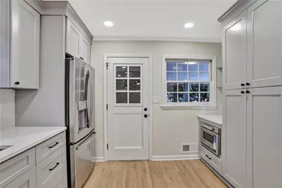 2906 Cartwright Drive, Decatur, GA 30033 - Photo 13