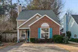 1351 Yorkshire Ln, Woodstock, GA 30188 - Photo 7