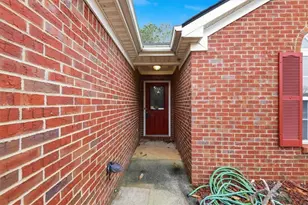 11179 Knotty Pine Pl, Hampton, GA 30228 - Photo 5