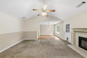 11179 Knotty Pine Pl, Hampton, GA 30228 - Photo 9