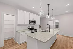 129 Deer Park Dr, Carrollton, GA 30116 - Photo 9