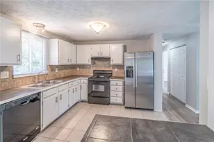 2407 Redfield Dr, Norcross, GA 30071 - Photo 15