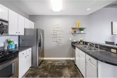 115 W Peachtree Place NW #405, Atlanta, GA 30313 - Photo 11