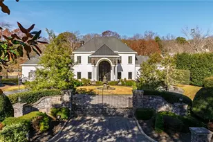 4571 Columns Dr SE, Marietta, GA 30067 - Photo 1