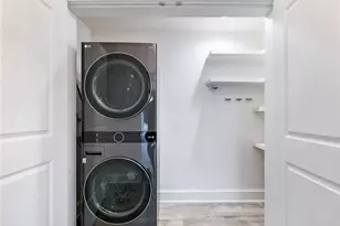 3636 Peachtree Rd NE, Atlanta, GA 30319 - Photo 7