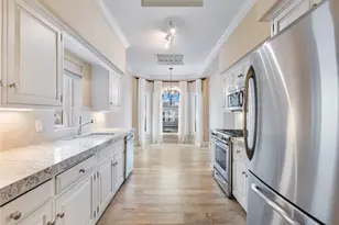 3636 Peachtree Rd NE, Atlanta, GA 30319 - Photo 3