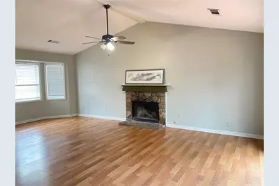 407 Sheppard Xing Court, Stone Mountain, GA 30083 - Photo 9