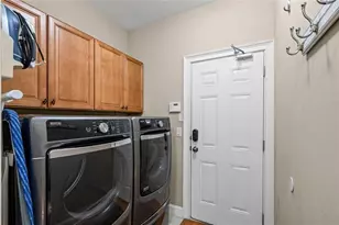 1573 Park Hollow Ln NE, Lawrenceville, GA 30043 - Photo 33