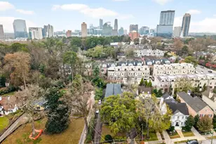 3668 Kingsboro Rd NE, Atlanta, GA 30319 - Photo 19