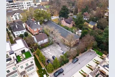 3668 Kingsboro Road NE #7, Atlanta, GA 30319 - Photo 1