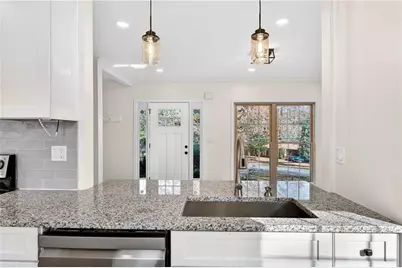 2918 Highland Drive SE, Smyrna, GA 30080 - Photo 5